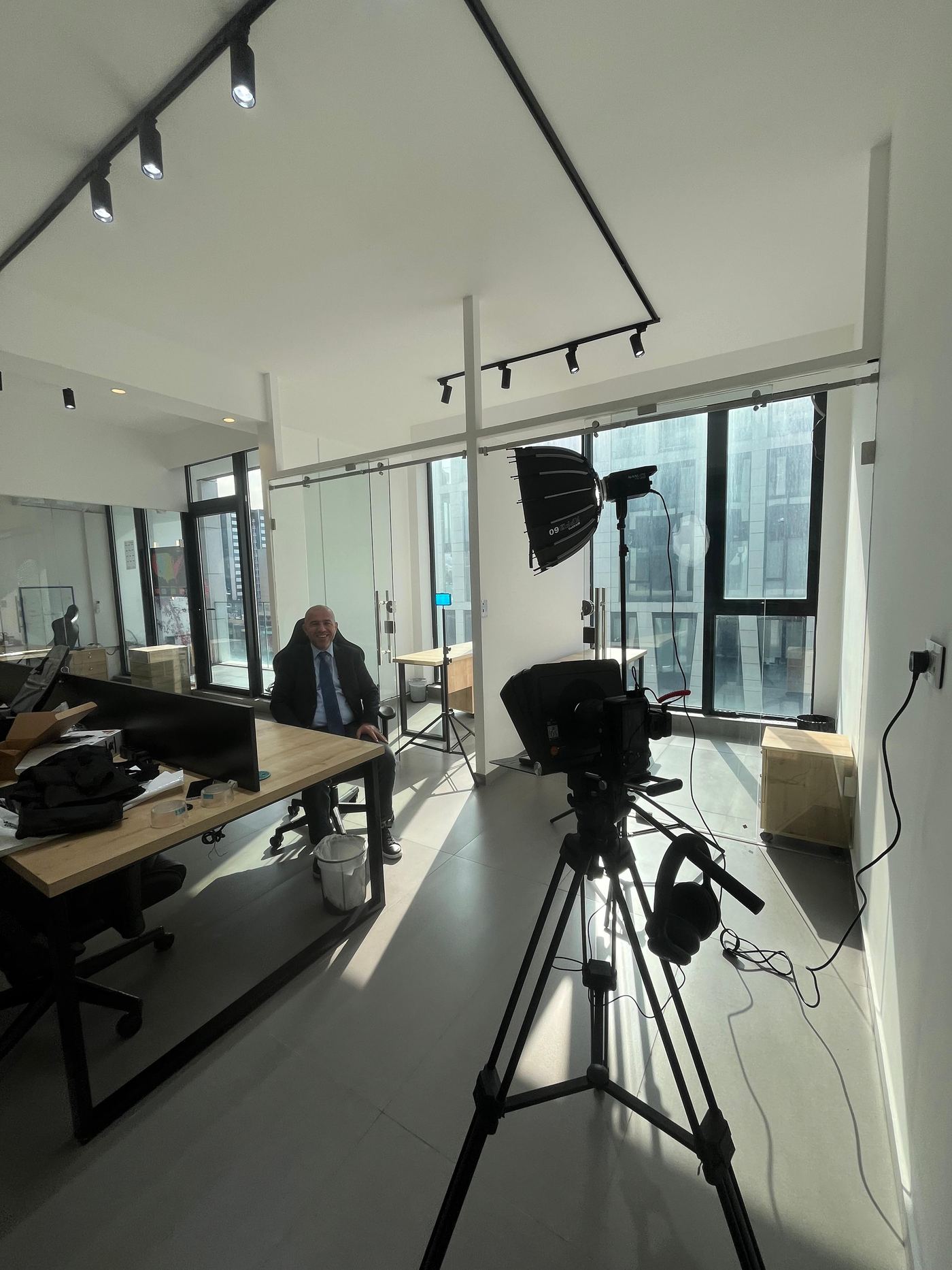 On-set lighting setup